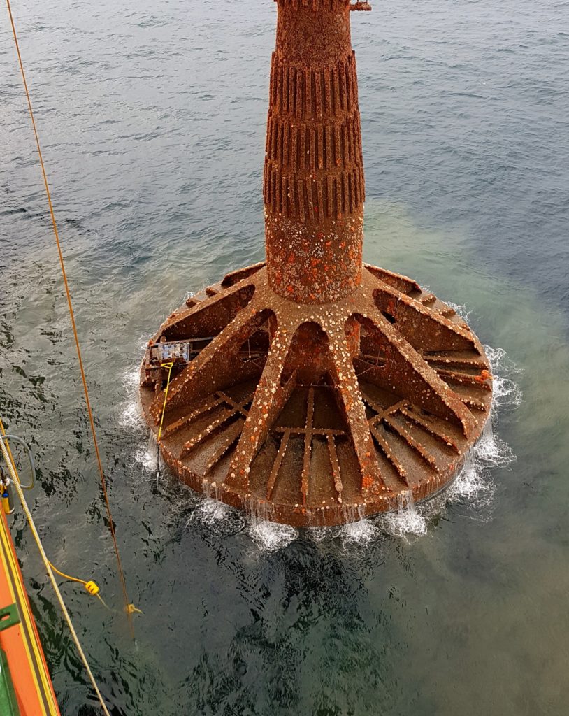 DoggerBank met mast removal